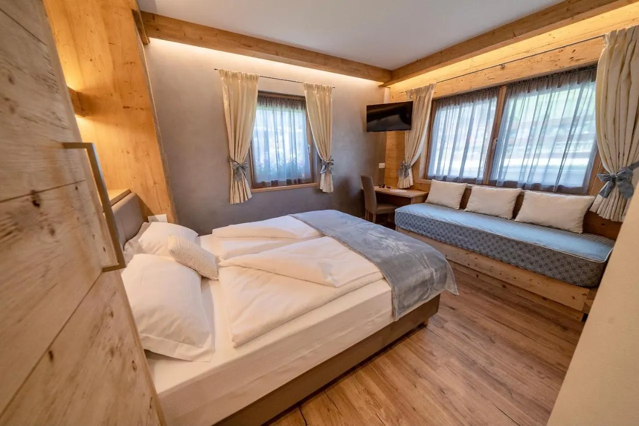Hotel Siera Hof Sappada 0*,  Italy